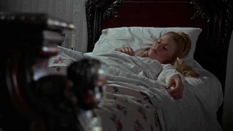 What on earth are you doing? - Keep my job open for me