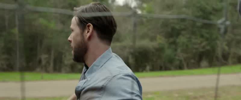What? - What the fuck was that? - Hurry. - Oh, shit, that's fucking arrows, dude. - Fuck