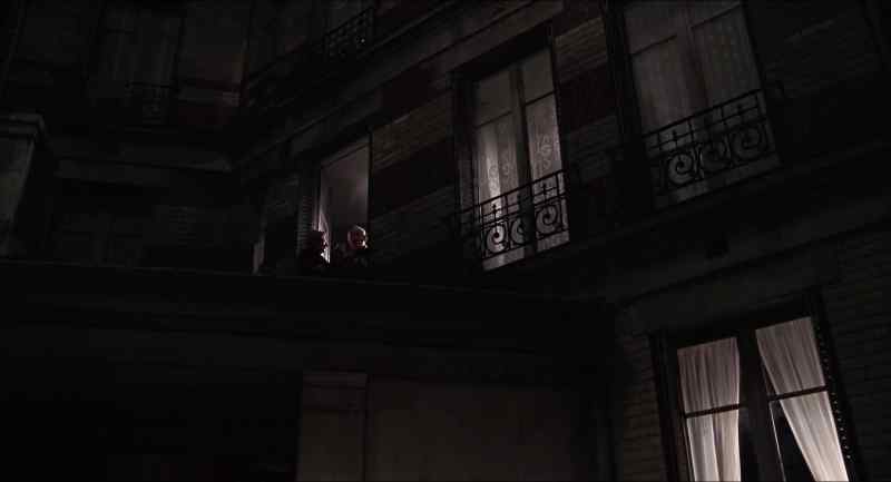 What was that? - Down in the courtyard