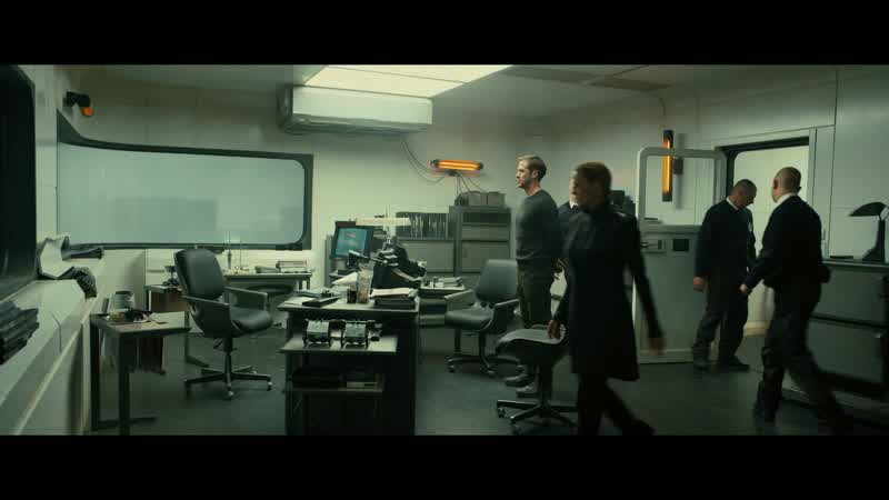 What the fuck is with youI put you on a caseI impressed on you the importance of that caseand then we pick you up fucking around outside an upgrade centerScan said you didn't look like you on the