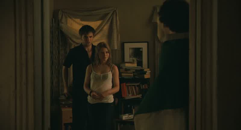What the hell happened in the kitchenIt looks like somebody's water broke in there It's gross