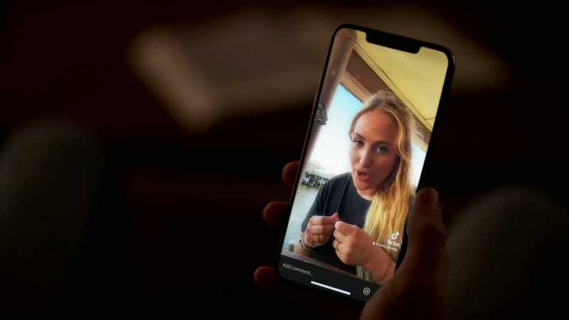 What if the murderer is scrolling on their phone