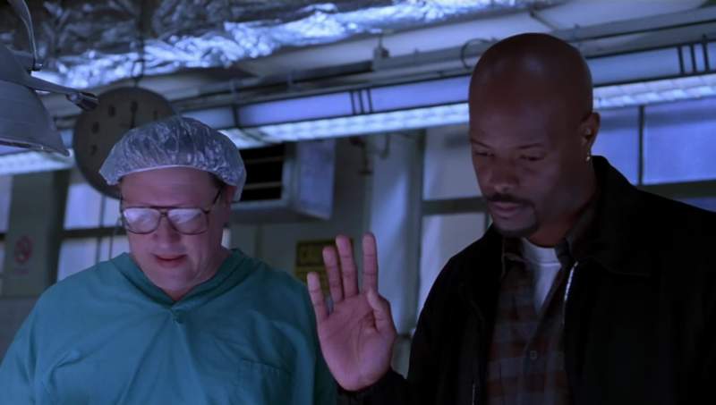 What'd cause that What am I The Amazing Randy