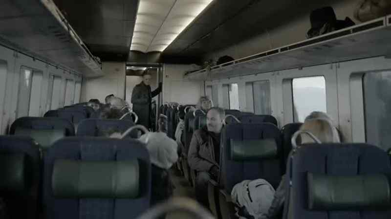 What's happening? - Keep quiet, everybody. Stay seated