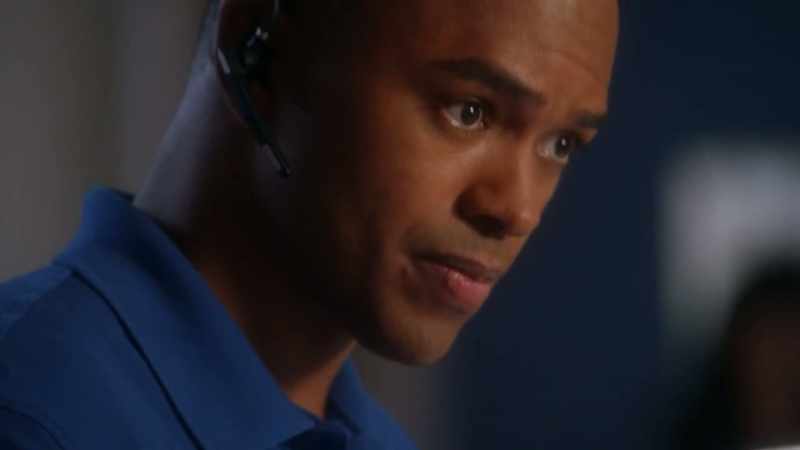 What's your name? - Frankie. I'm trapped