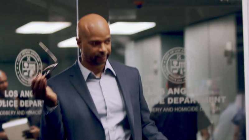 What's so right about a smooth-talking rich guy