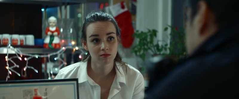 What's her story? - No idea
