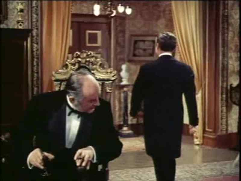 What's the ship's head? - Due north, sir