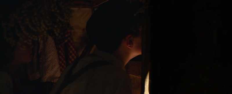 What's with the curtain and those shutters