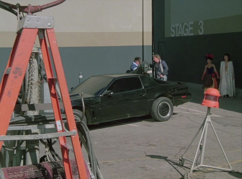 What's with the darkened windows, pal?