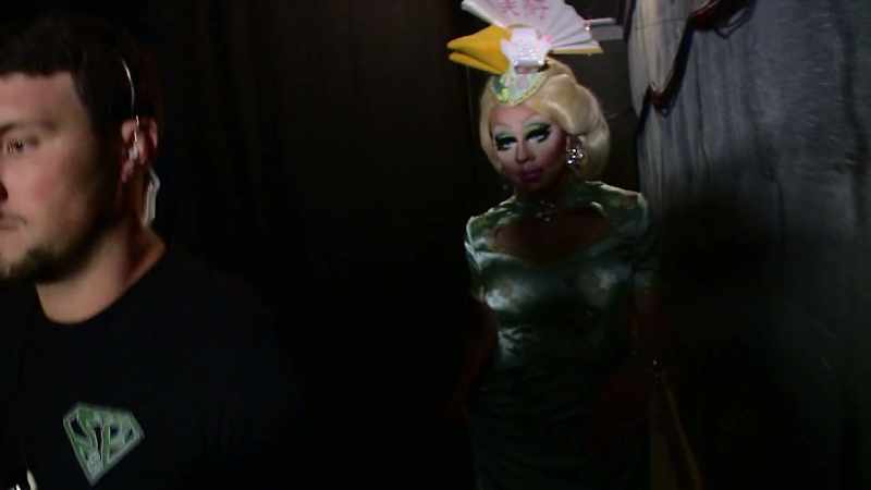When a drag queen is performing and they, like