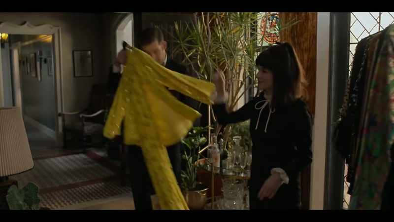When are you two going to Munich? -Oh, we decided it made more sense
