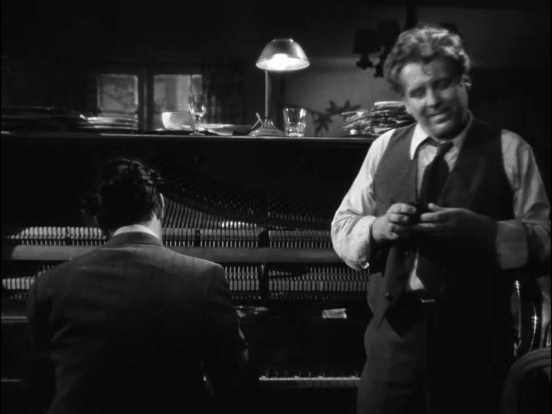When I see you play that piano I say to myself