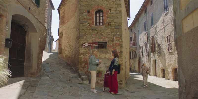 When I was there, I noticed Elena Decone