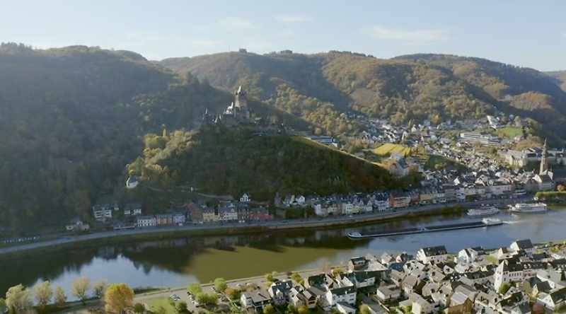When I'm driving alone on the Moselle