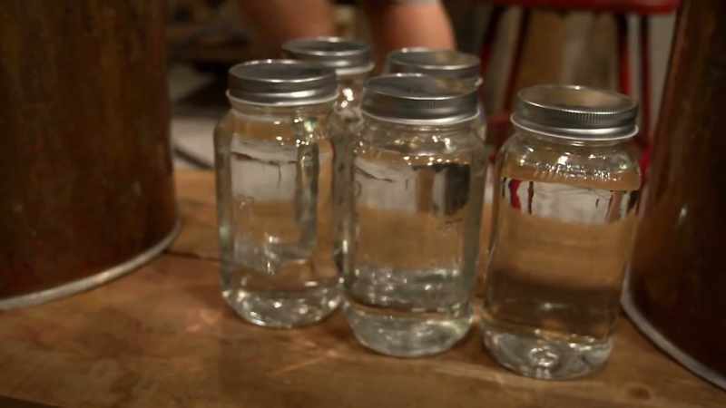 When I'm picking my jars
