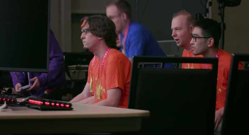 When runners die, they pass the controller to their teammate