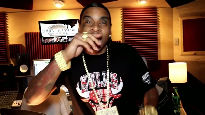 When you scroll through aspiring rapper