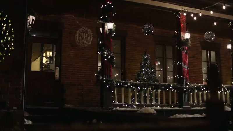 �� When the snowflake falls from the... ♪