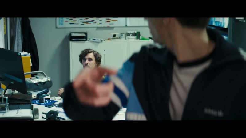 Where are you going? - To the incinerator. The dumpster's full
