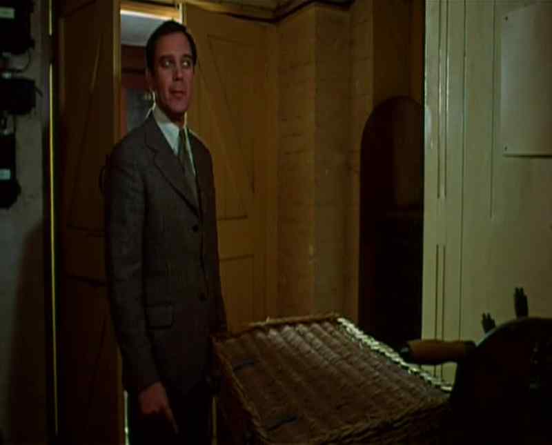 Where would I hide if I were an escaped homicidal maniac