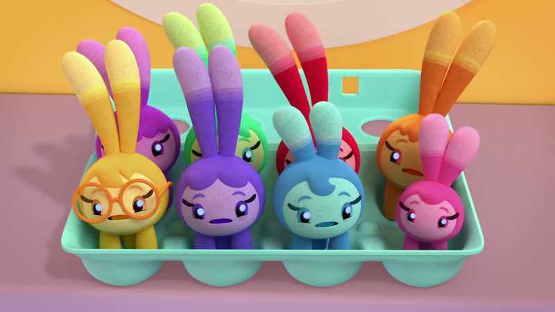 �� Where's her binky? ♪