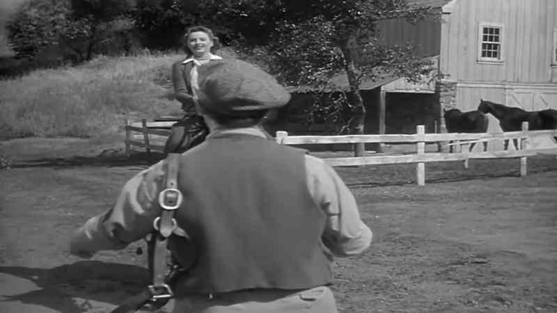 Where's miss Julie? - She'll be along, Mr. Mark is with her