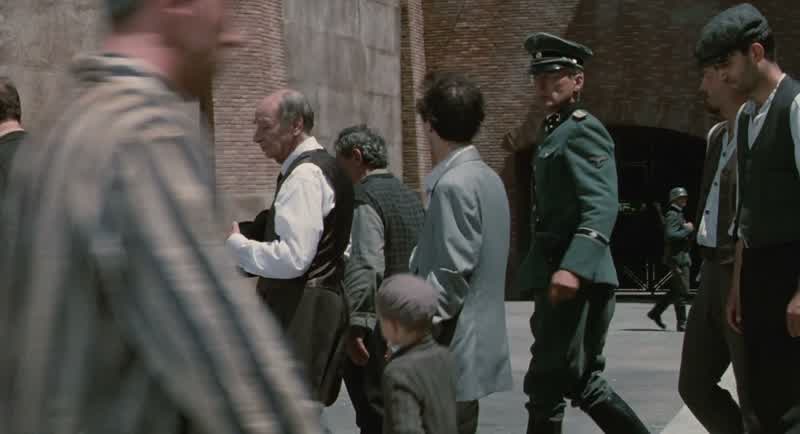 Where's Uncle Εliseo going?