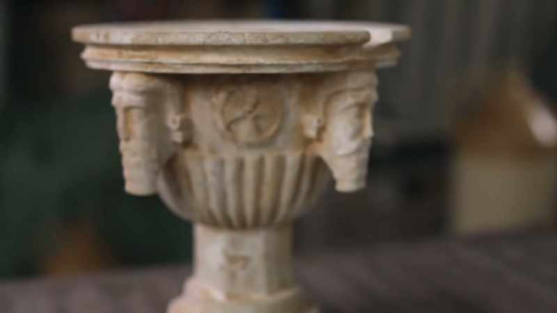 WHICH COULD REPRESENT THE TEMPLARS' VENERATION