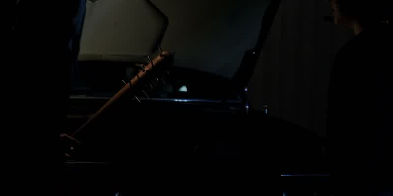 �� While you're waiting For the hammer to fall ♪