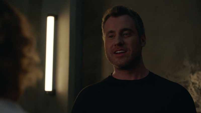 (whispering): Sorry. - (chuckles)