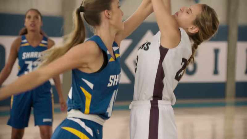 [whistle blows] -[referee] Foul! Four-zero, two shots