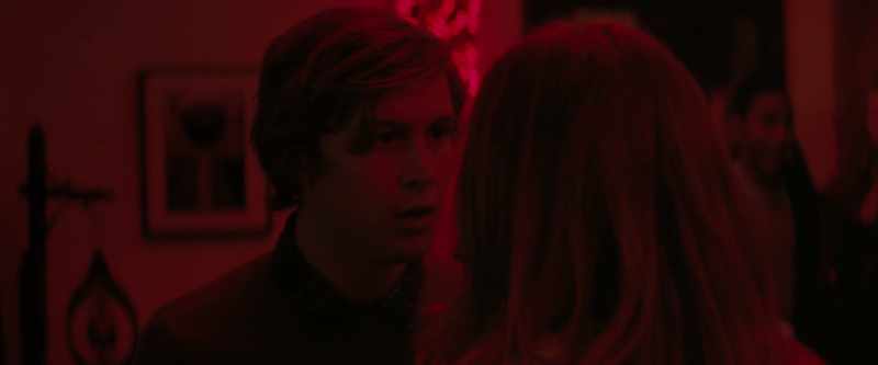 Who are you? Come on... Do not touch me