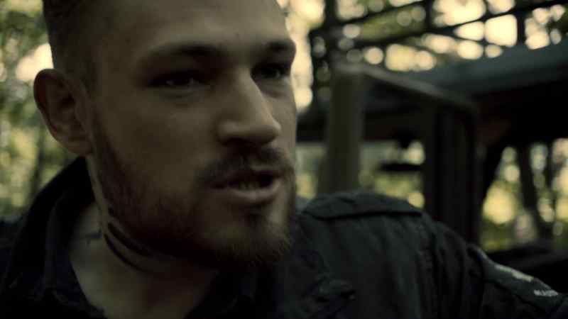 Who else have you told? - Nobody, I promise