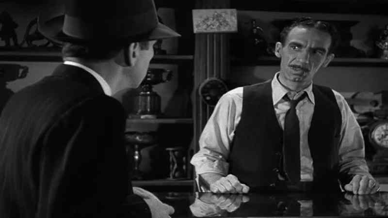 Who pawned this locket? - Didn't you?