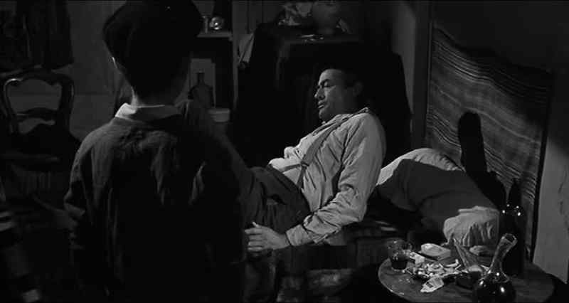 Who sent you here? -I'm Paco Dages