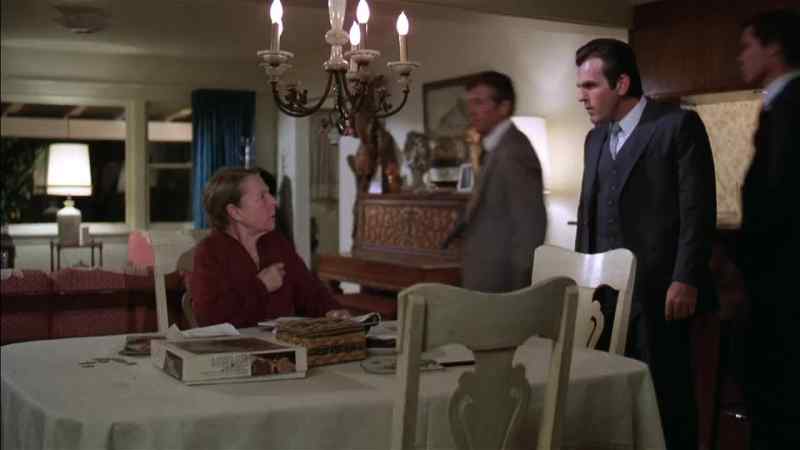 Who the hell are you? - We're looking for Philo Beddoe