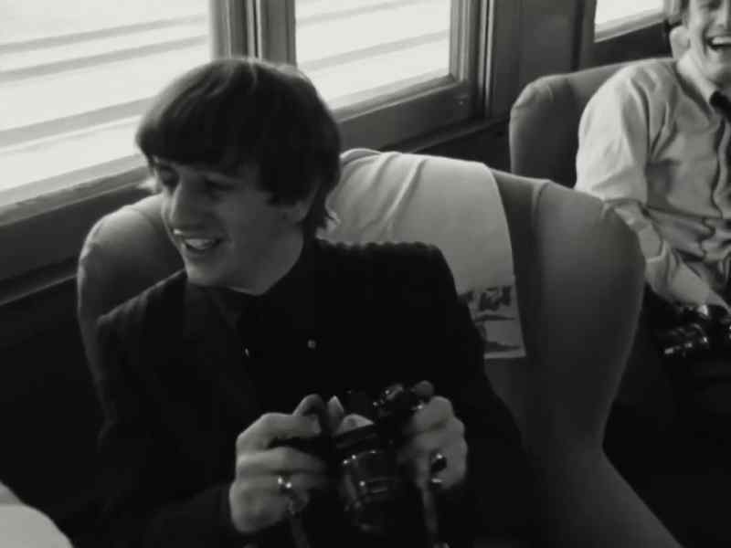�� Whoa Many, many nights go by ♪