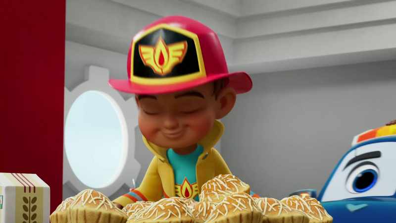 Whoa! -Ooh! You made ensaymadas!
