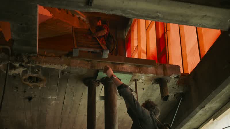 Whoa! God damn it, Ellie! Shit. You stay there! You gotta see this! Ellie? Up here! - Ellie! - C'mon
