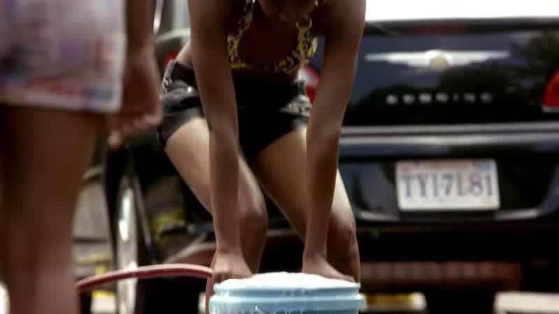 Whoa! Whoa! Wet and wild, Tik