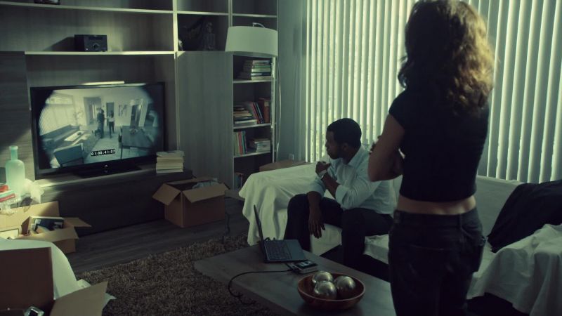 Who's this pregnant girl?