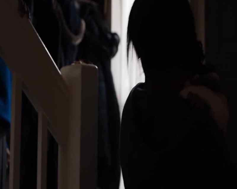 Who's that? - I don't know, darling