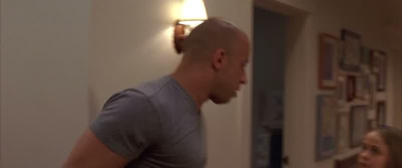 Hi Zoe says you look like The HulkI think you're cuteThank youDo you do kung fu YesDid you ever punch someone so hard that their head came offNoWhy are your boobs so bigThey're not boobsDo you have to
