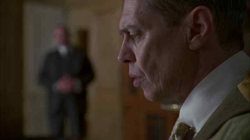 Why are you hovering? - Carl heeley wants a word