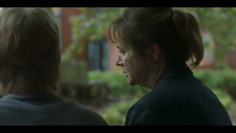 �� Why does the sea rush to shore? ♪