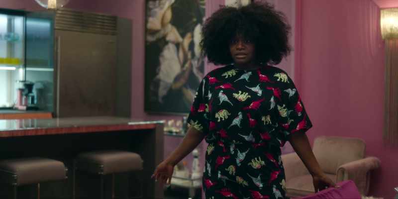 Why the hell are you dressing like a TJ Maxx Olivia Pope?