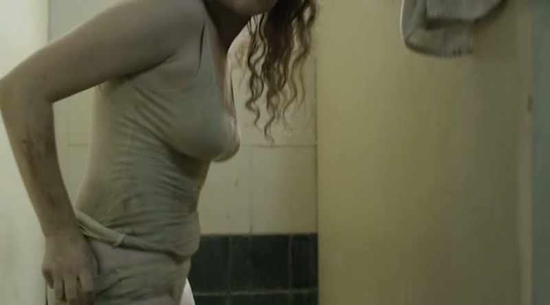 Why you think she got back eye