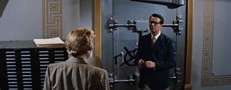 Why, what's wrong, Mr Reeves? Don't you feel well?