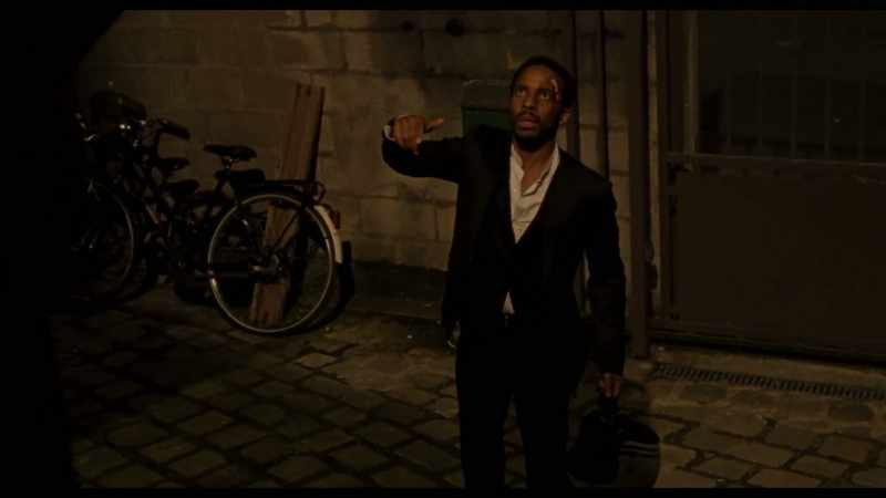 Will you...? - Come in. Quiet. Farid's not here